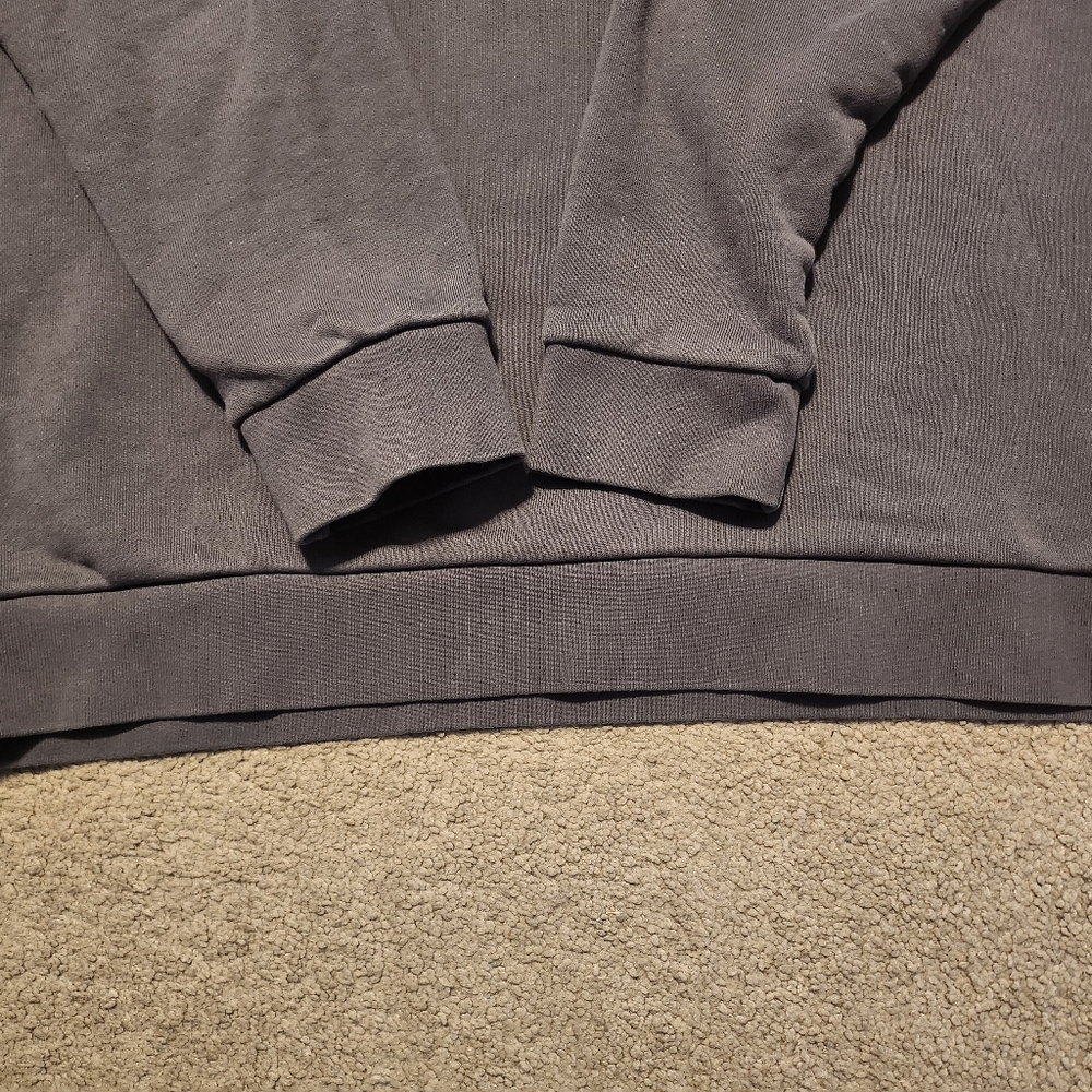 Sweater - Picture 3 of 4